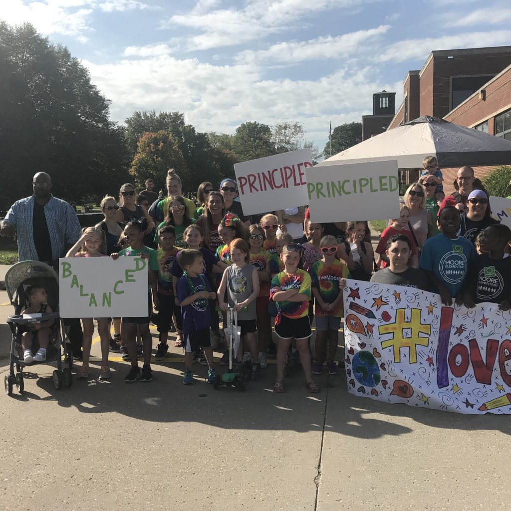 Beaverdale Fall Festival Parade - Moore Elementary School